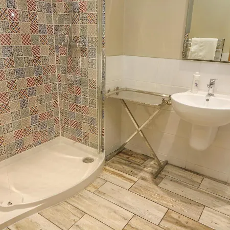 Дом отдыха Lyth Valley Country House *