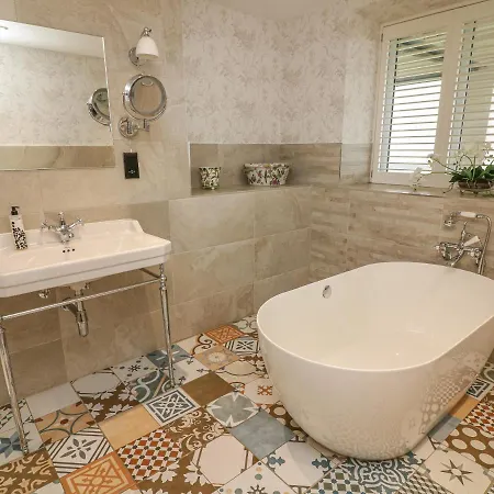 Lyth Valley Country House Дом отдыха