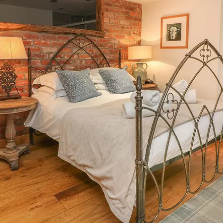 Lyth Valley Country House Дом отдыха Кендал