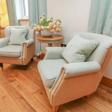 Lyth Valley Country House Кендал