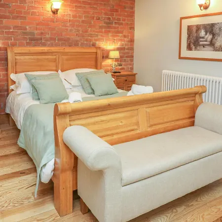 Lyth Valley Country House Дом отдыха Кендал