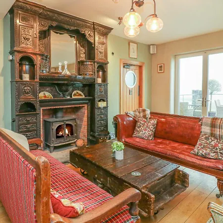 Lyth Valley Country House *