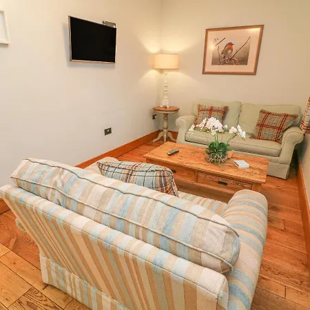 Lyth Valley Country House Дом отдыха Кендал