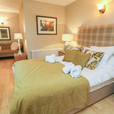 Lyth Valley Country House *
